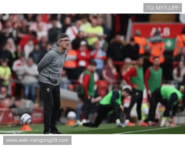 萨索洛3-0亚特兰大，送对手主帅尤里奇下课