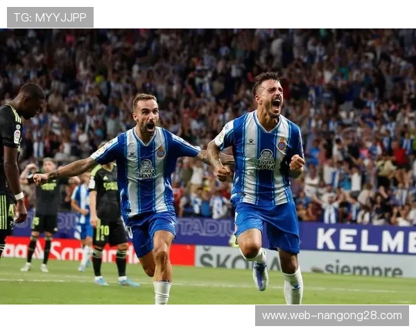 西班牙人1-1赫罗纳，瓦特纳点射梅开二度