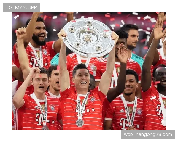 拜仁5-0大胜副班长，赛后分析指出对手防线体系完全崩溃。